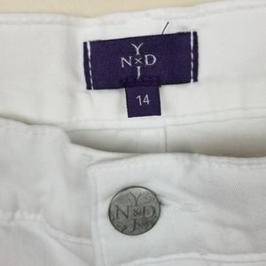 NYDJ Pants - NYDJ Crop White Capri Pant Size 14 NYDJ Pants - NYDJ Crop White Capri Pant Size 14